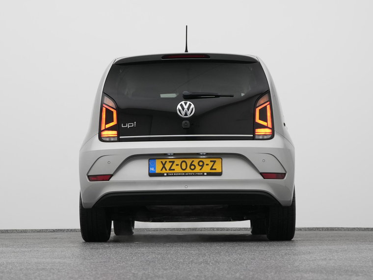 Vehicle Image 36