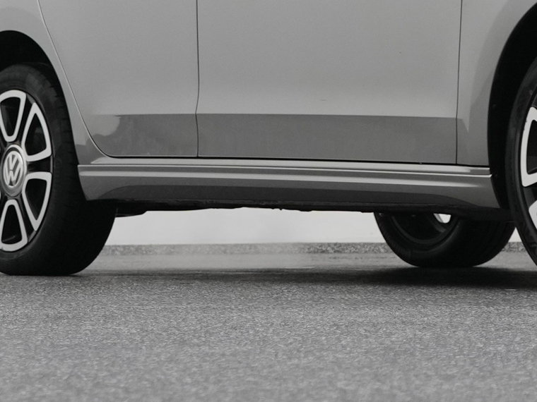 Vehicle Image 38