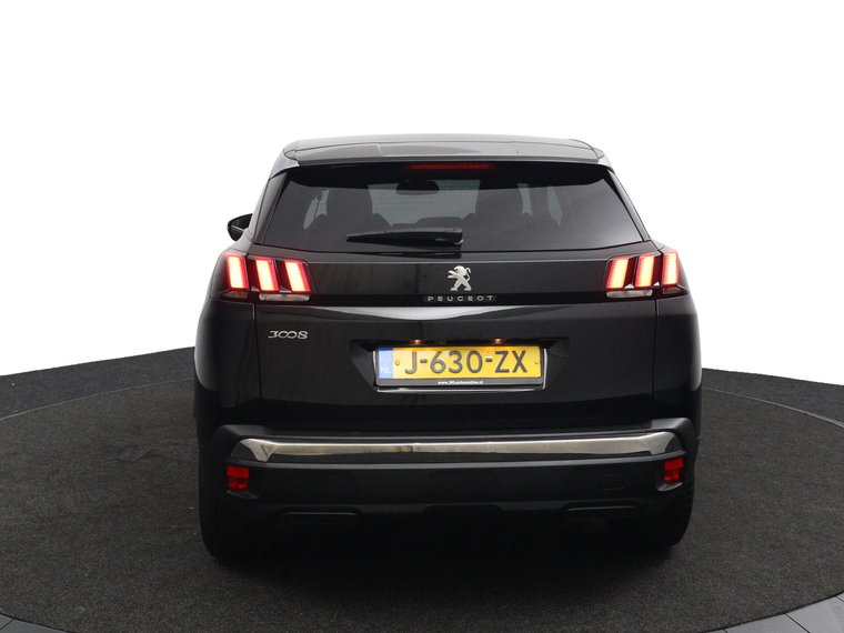 Vehicle Image 42