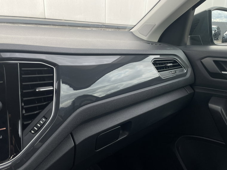 Vehicle Image 45