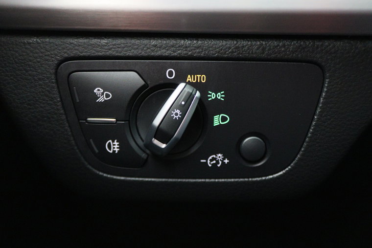 Vehicle Image 39