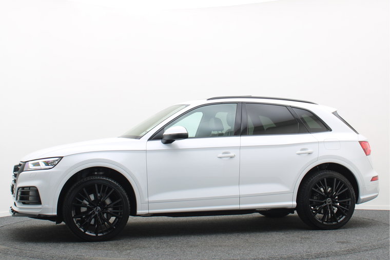Vehicle Image 8