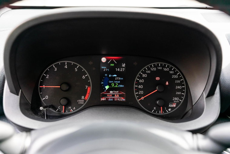 Vehicle Image 30