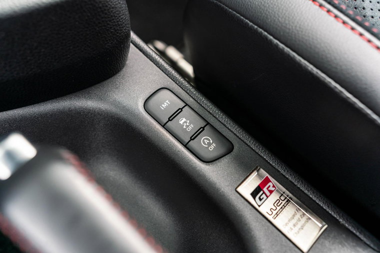 Vehicle Image 35