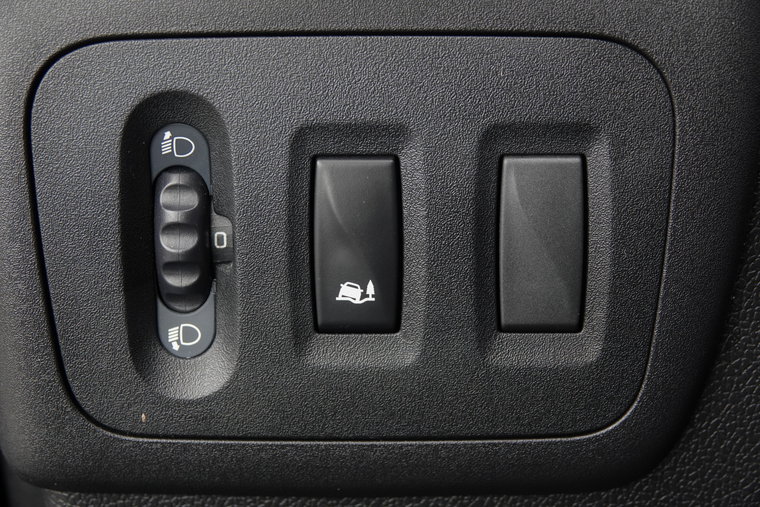 Vehicle Image 28