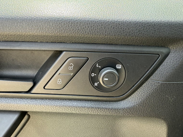 Vehicle Image 42