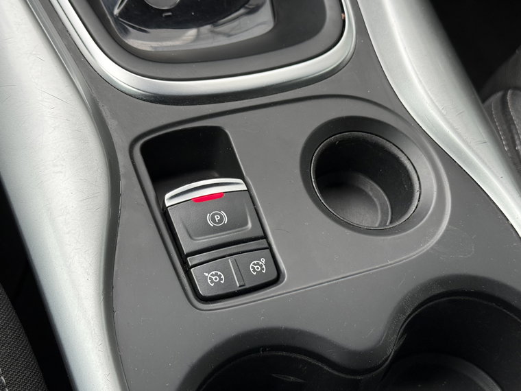 Vehicle Image 24