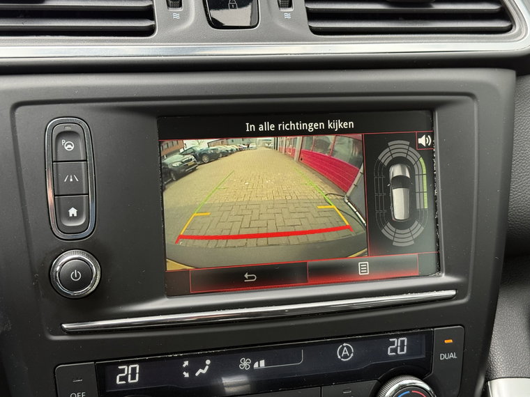 Vehicle Image 36