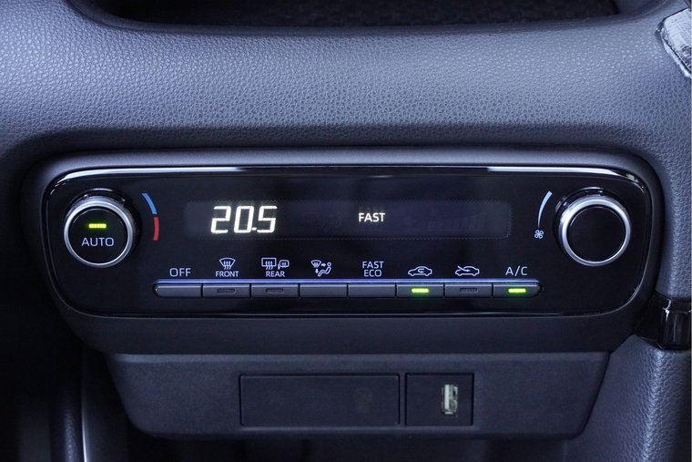 Vehicle Image 26