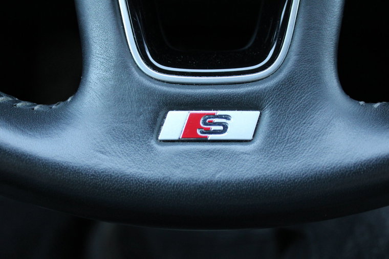 Vehicle Image 30