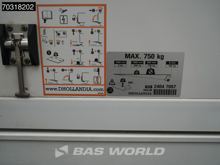 Vehicle Image 38