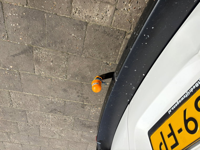 Vehicle Image 32