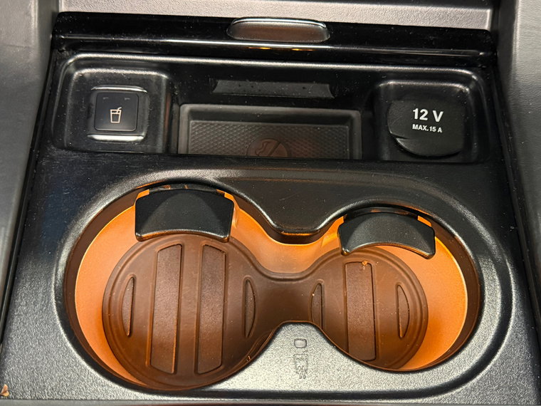 Vehicle Image 38