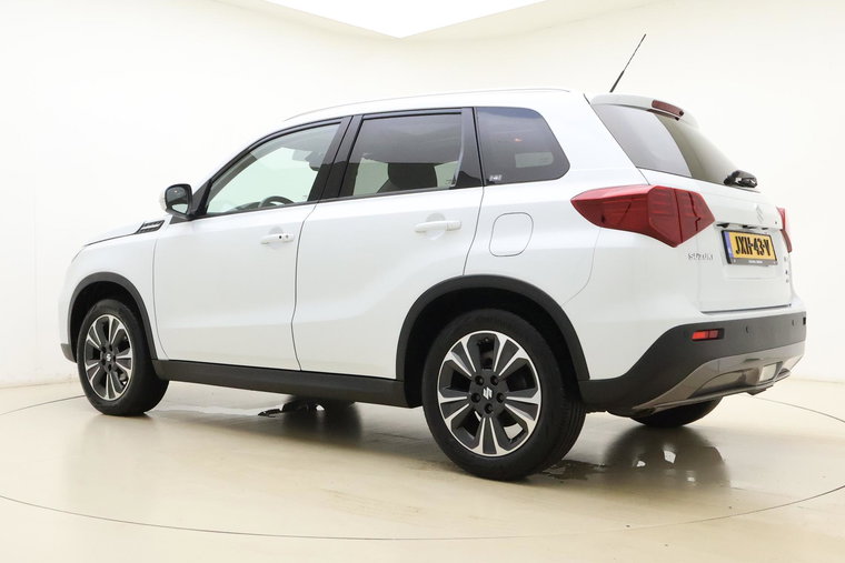 Vehicle Image 12