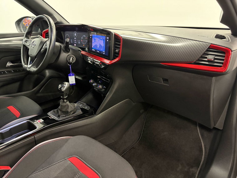 Vehicle Image 32