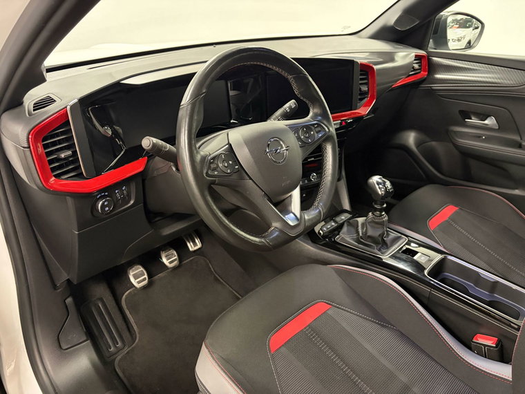 Vehicle Image 33