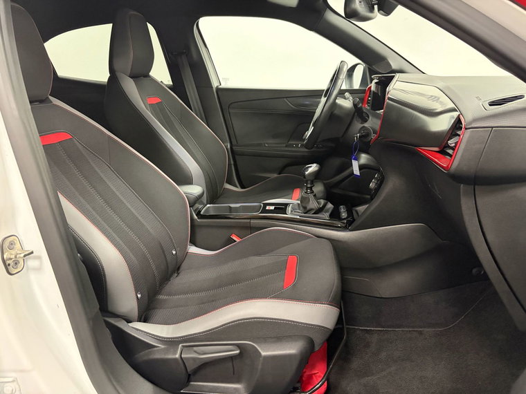 Vehicle Image 35