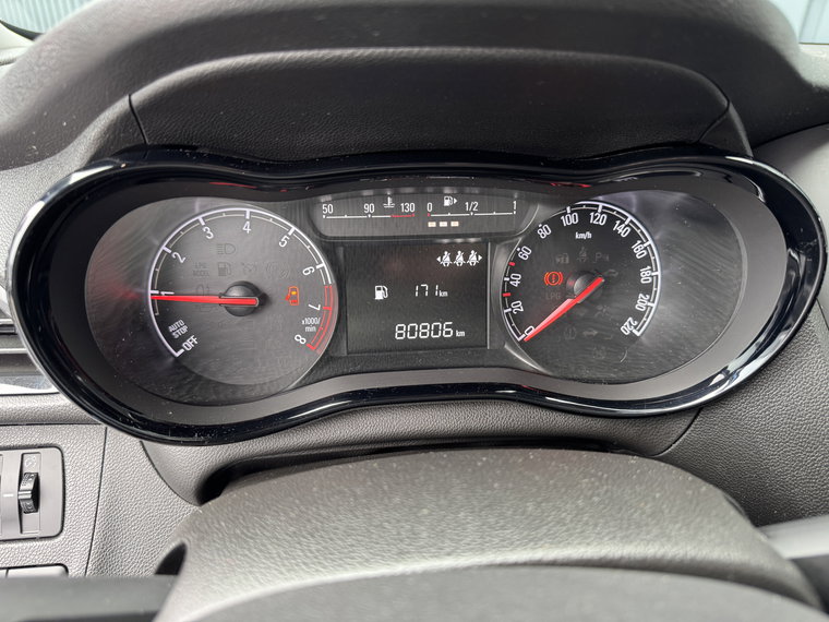 Vehicle Image 24