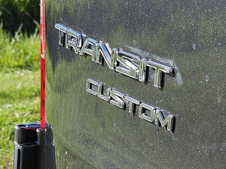 Vehicle Image 16
