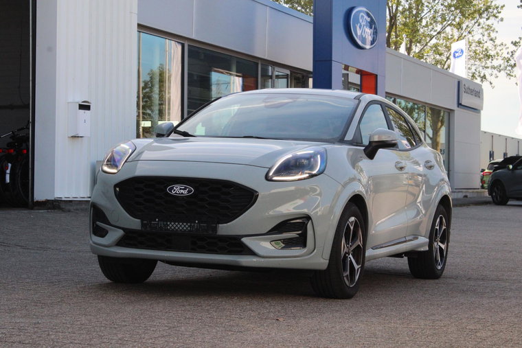 Vehicle Image 7