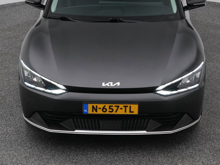 Vehicle Image 31