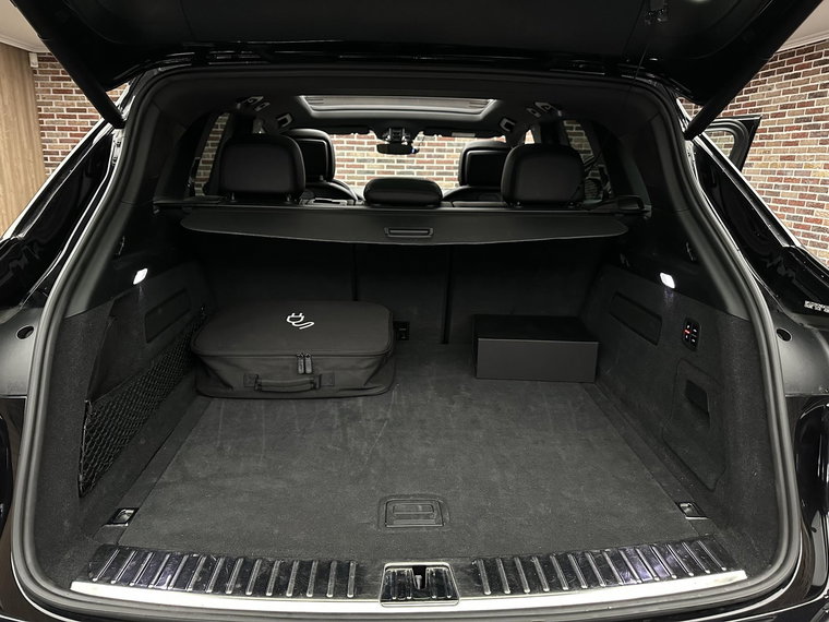 Vehicle Image 41