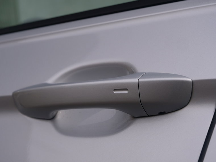 Vehicle Image 33