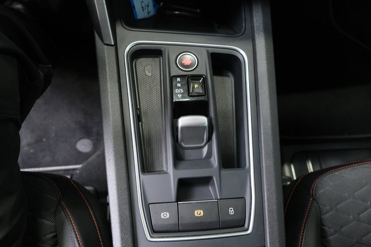 Vehicle Image 27