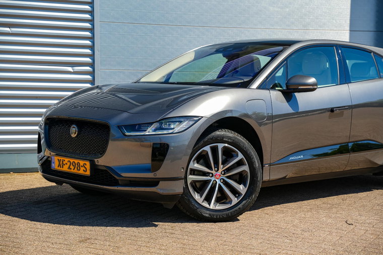 Vehicle Image 28
