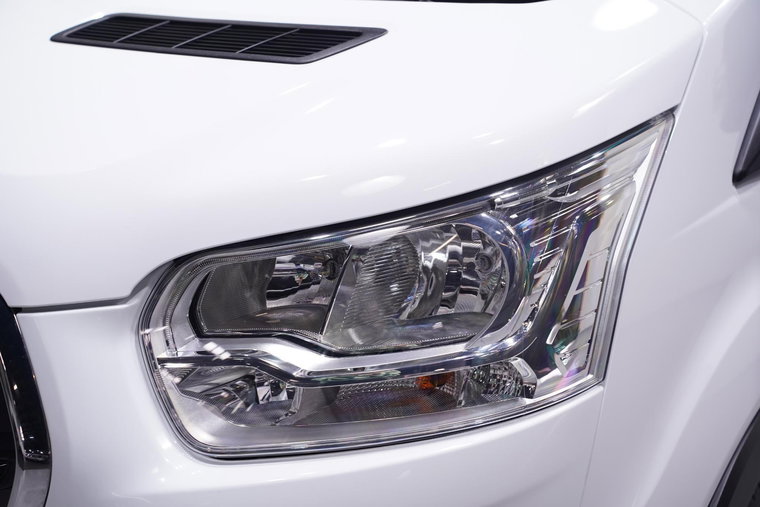 Vehicle Image 6