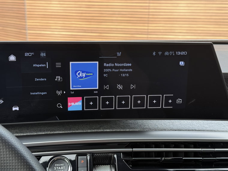 Vehicle Image 35