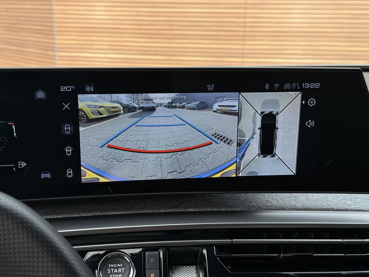 Vehicle Image 40