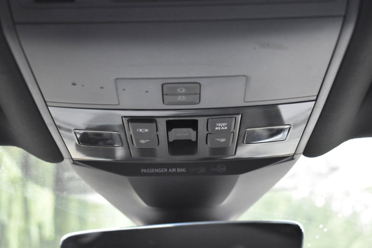 Vehicle Image 24