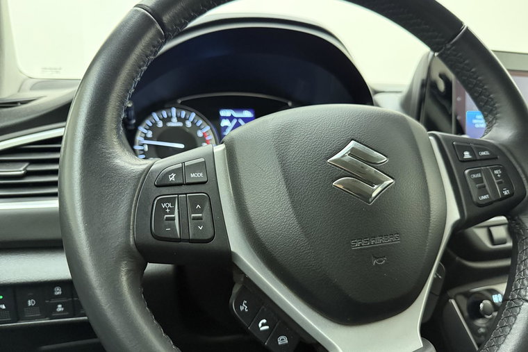 Vehicle Image 21