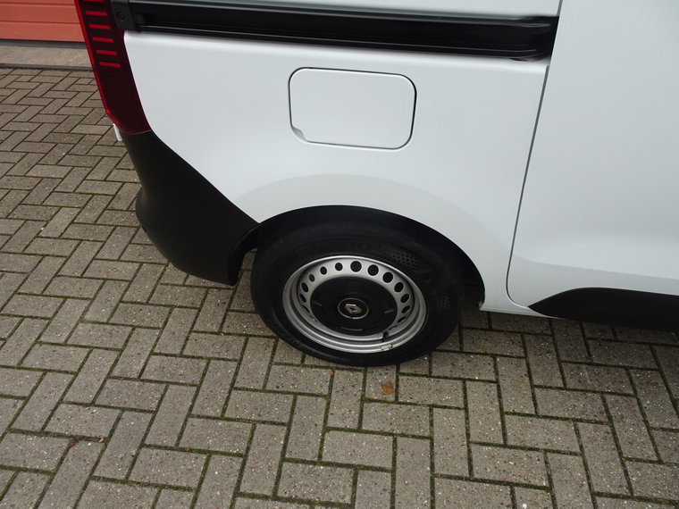 Vehicle Image 27