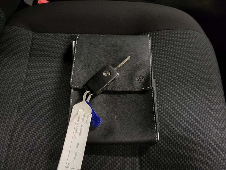 Vehicle Image 18