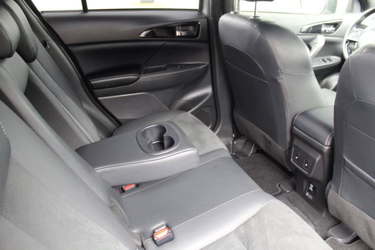 Vehicle Image 36