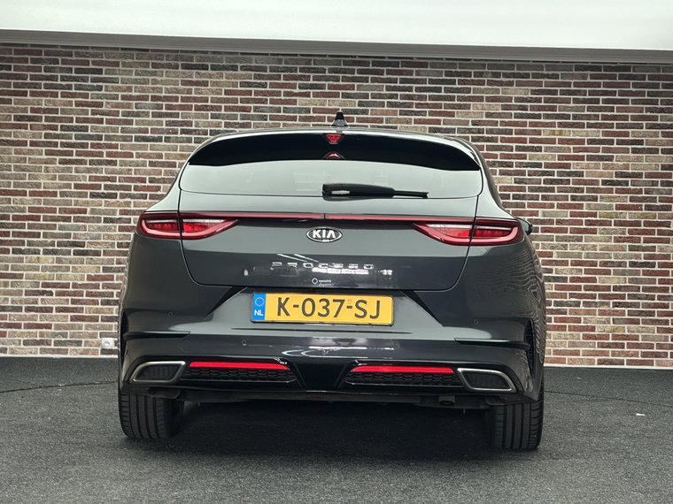 Vehicle Image 29