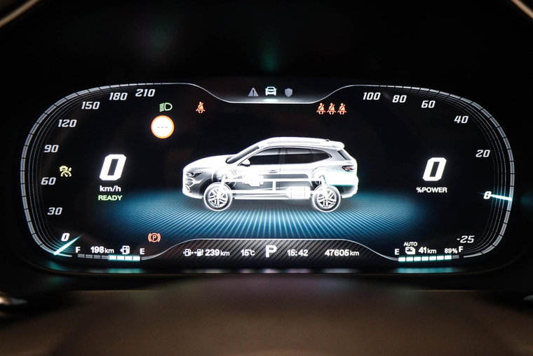 Vehicle Image 4