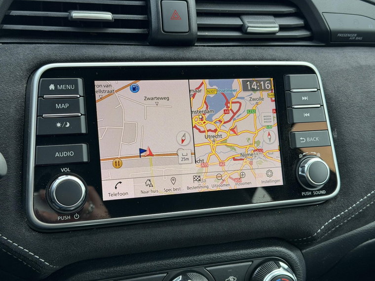 Vehicle Image 23