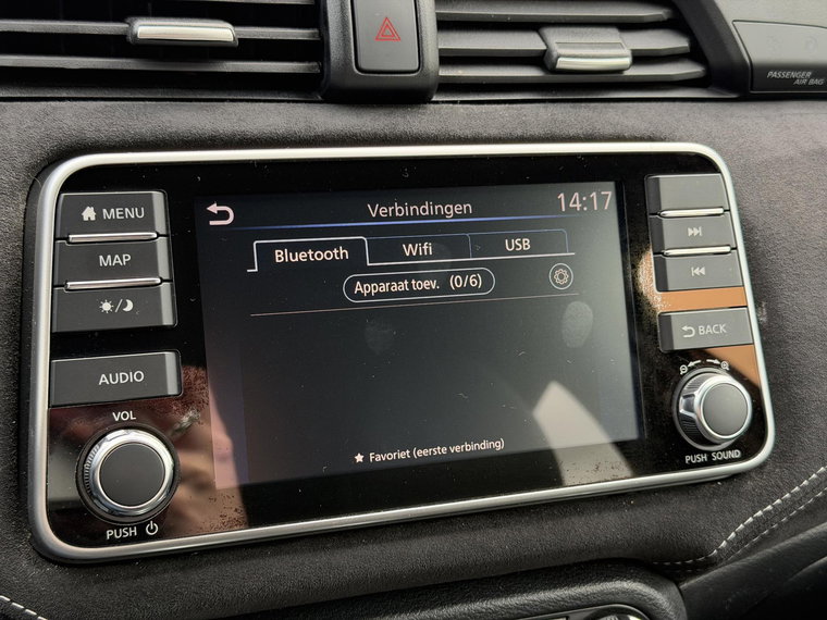Vehicle Image 24