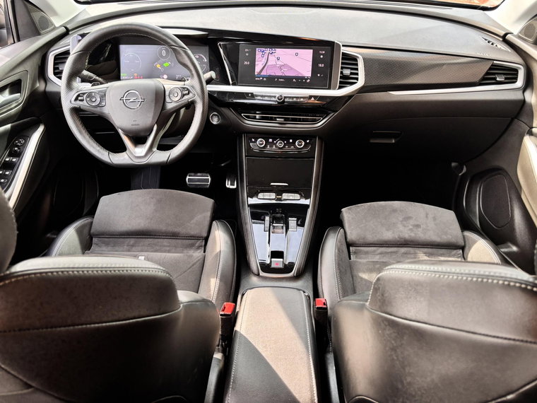 Vehicle Image 23