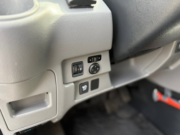 Vehicle Image 28