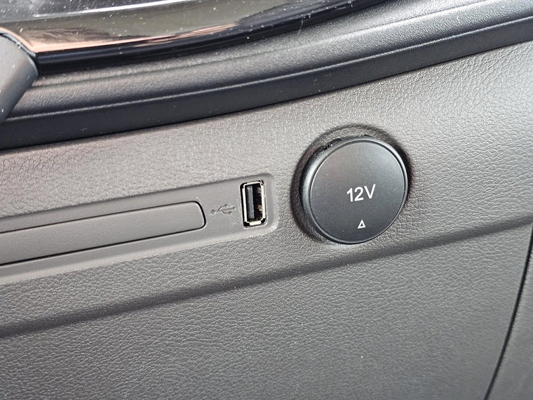 Vehicle Image 24