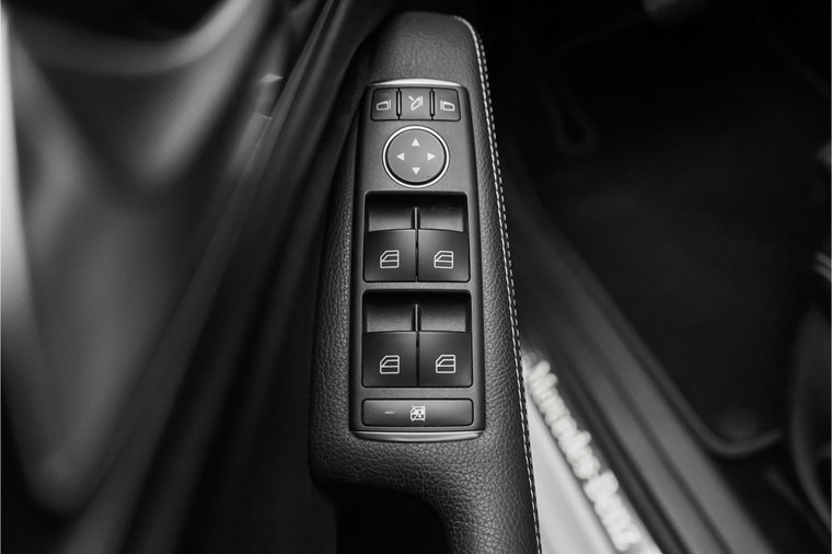 Vehicle Image 40