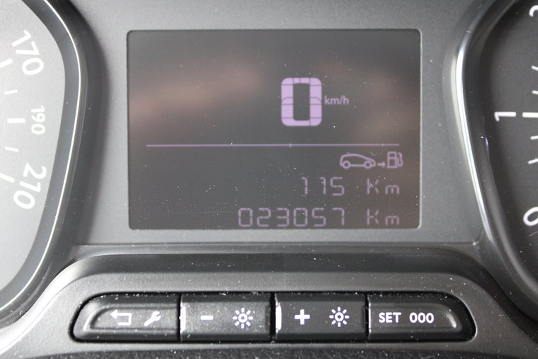 Vehicle Image 28