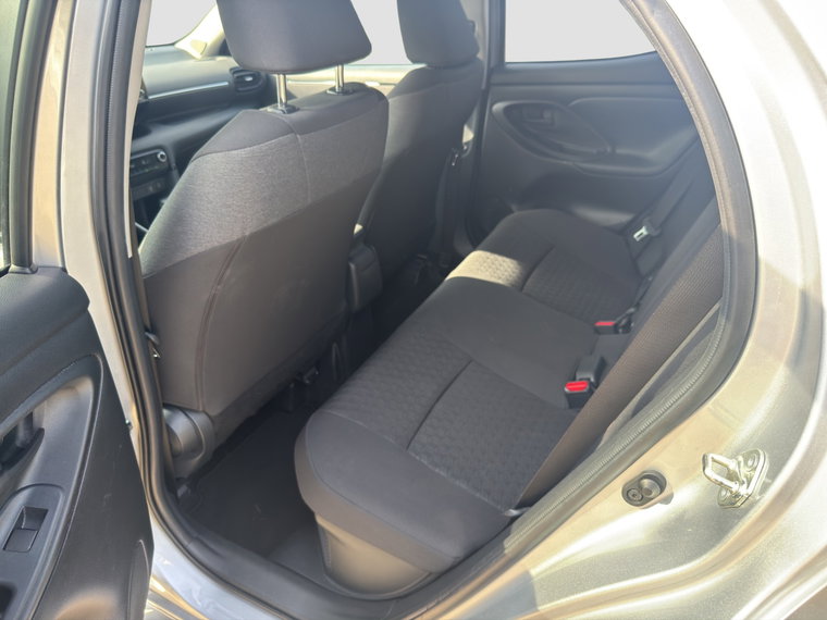 Vehicle Image 18