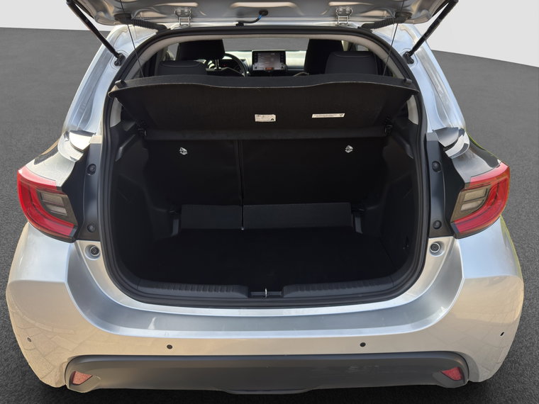 Vehicle Image 19