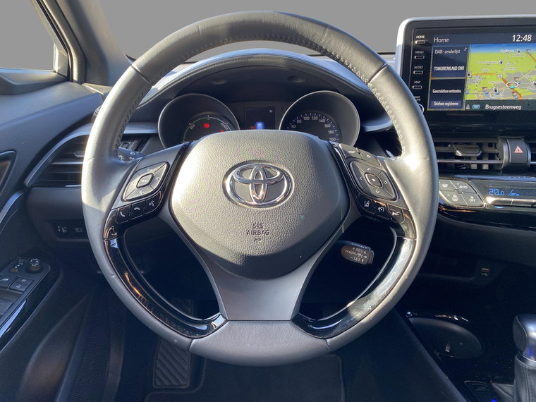 Vehicle Image 12