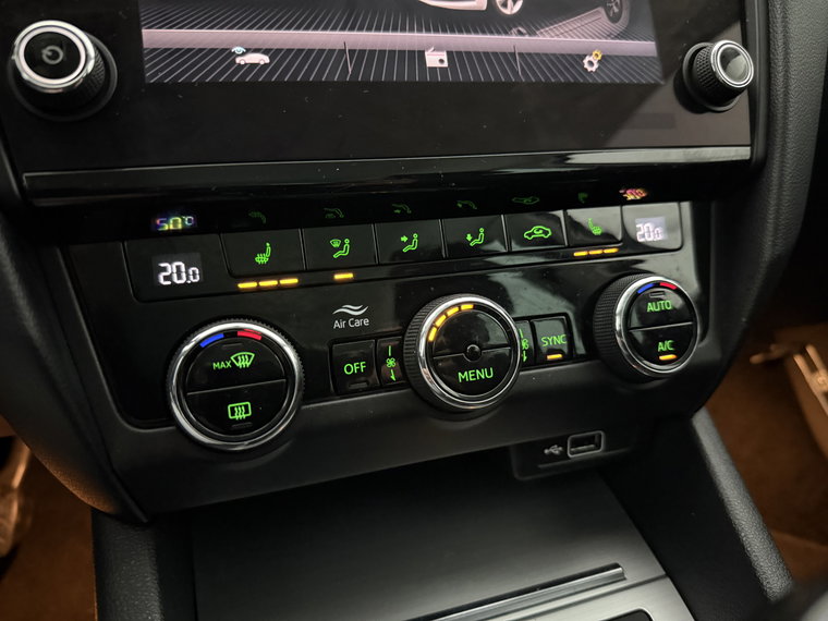 Vehicle Image 27